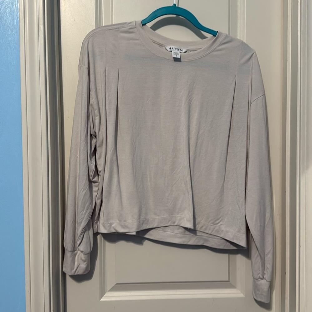White long sleeve Athleta workout top